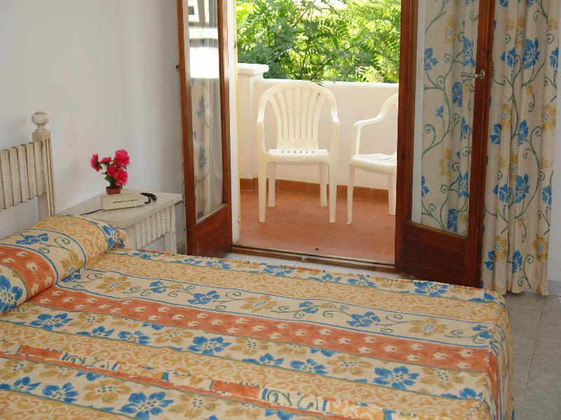 Hostal San Francisco Cala d'Or  Bagian luar foto